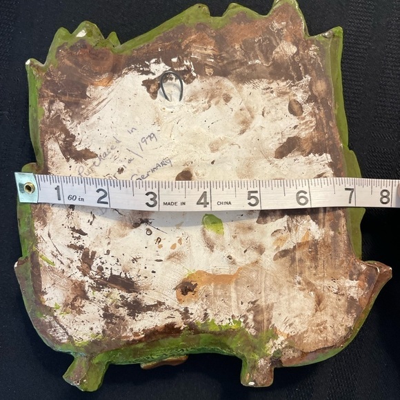 Chalkware mirror surrounded by corn cobs with a cute little bug in the corner. - Picture 2 of 10